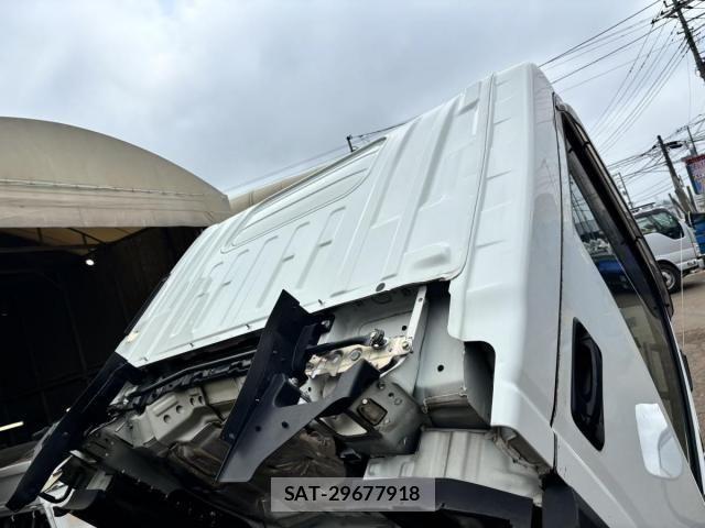 Isuzu ELF TRUCK 2020-10 7784595-20