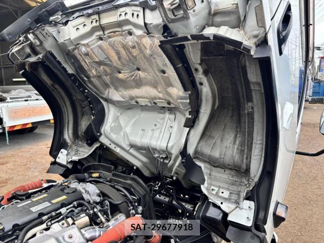 Isuzu ELF TRUCK 2020-10 7784595-22