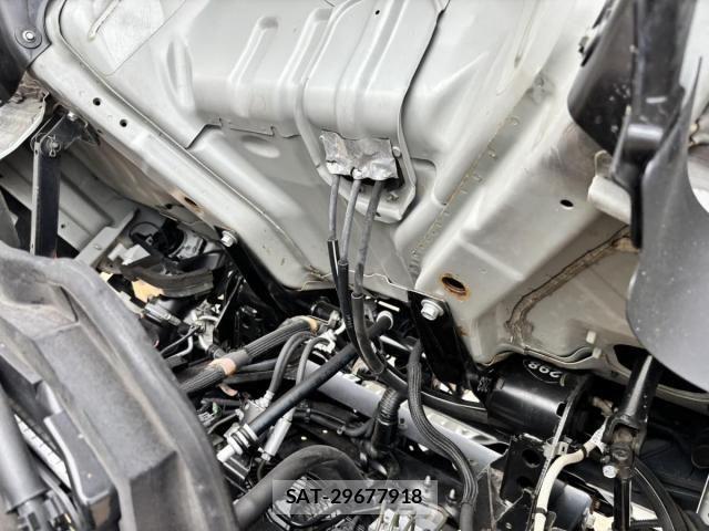 Isuzu ELF TRUCK 2020-10 7784595-23