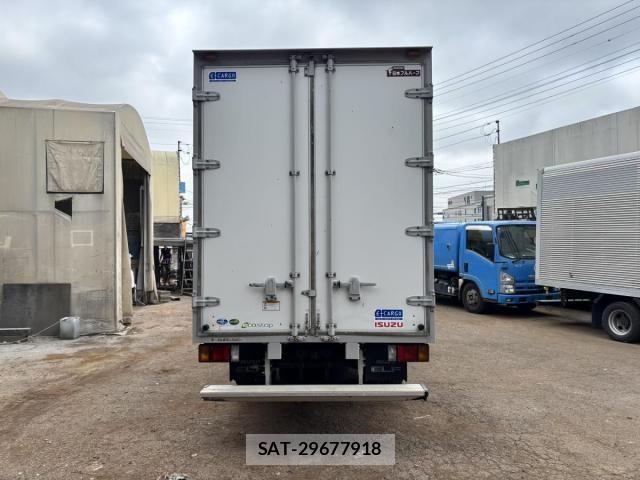 Isuzu ELF TRUCK 2020-10 7784595-5
