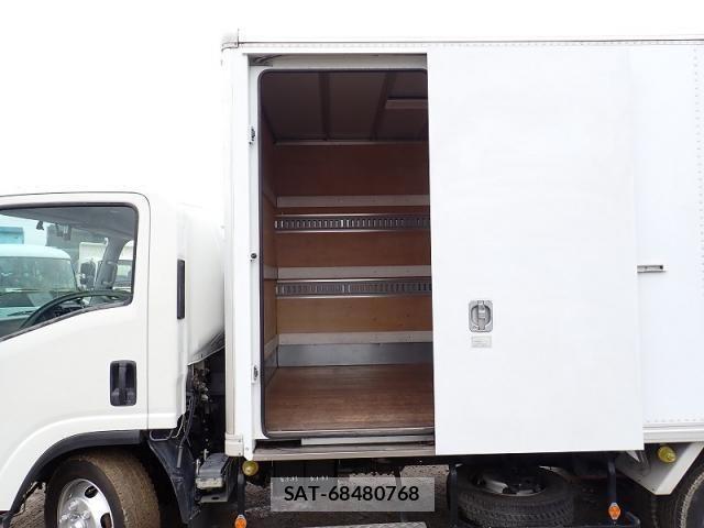 Isuzu ELF TRUCK 2017-02 7784601-11
