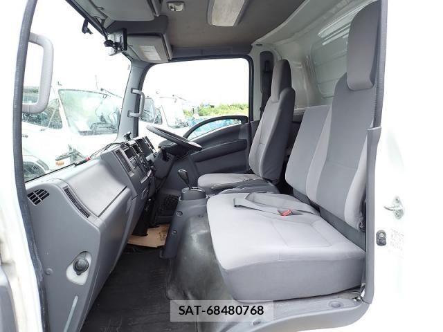 Isuzu ELF TRUCK 2017-02 7784601-14