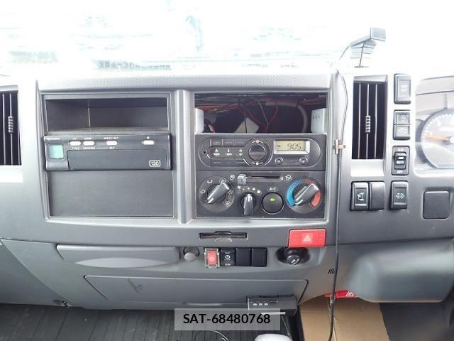 Isuzu ELF TRUCK 2017-02 7784601-17
