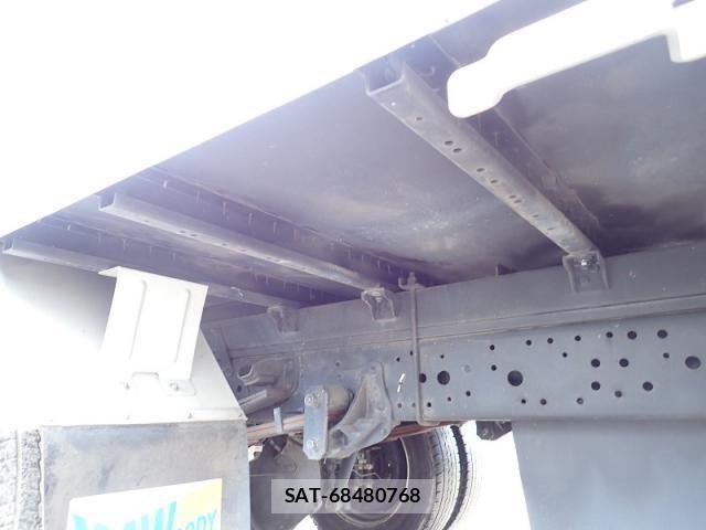 Isuzu ELF TRUCK 2017-02 7784601-20