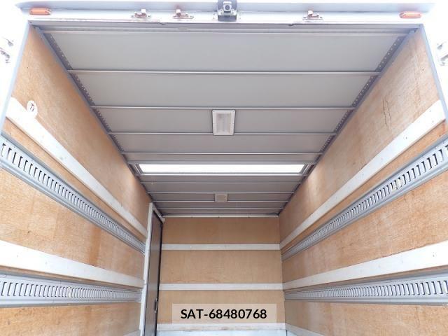 Isuzu ELF TRUCK 2017-02 7784601-8