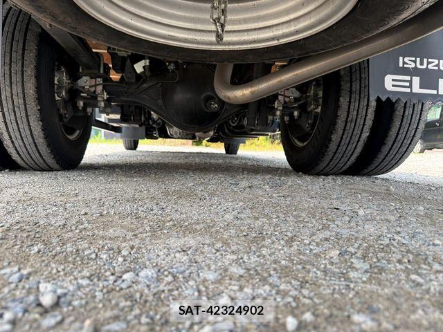 Isuzu ELF TRUCK 2021-03 7784628-14