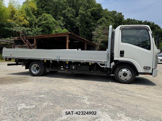 Isuzu ELF TRUCK 2021-03 7784628-18