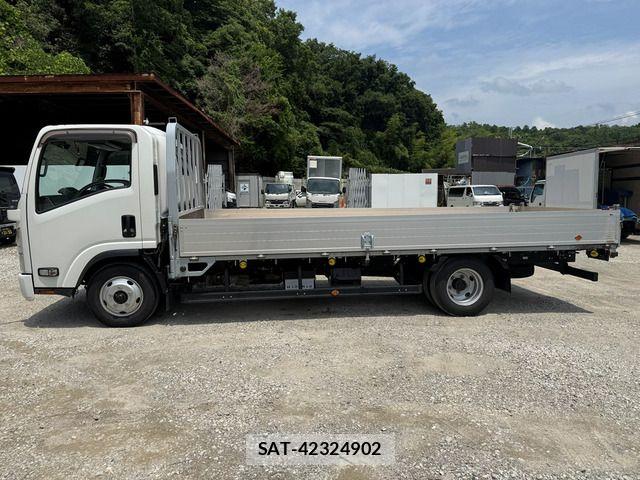 Isuzu ELF TRUCK 2021-03 7784628-19