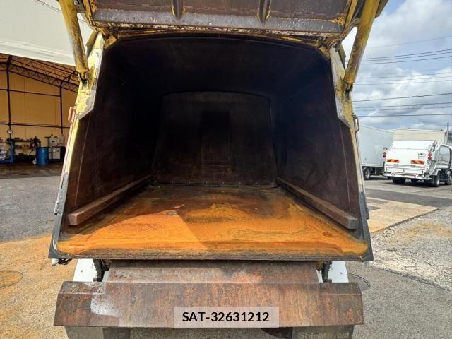 Isuzu ELF TRUCK 2010-03 7784590-24