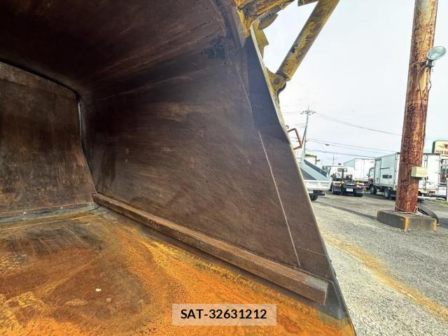 Isuzu ELF TRUCK 2010-03 7784590-27