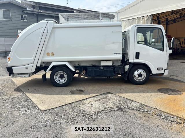 Isuzu ELF TRUCK 2010-03 7784590-3