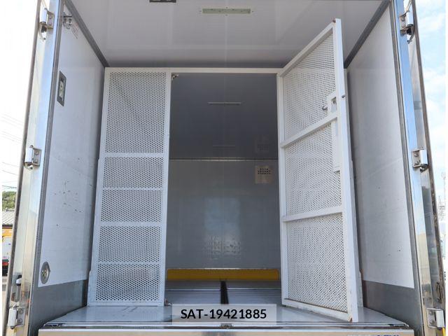 Isuzu ELF TRUCK 2019-05 7784591-13