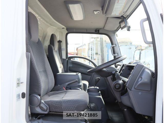 Isuzu ELF TRUCK 2019-05 7784591-21