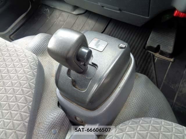 Isuzu ELF TRUCK 2018-07 7784607-9