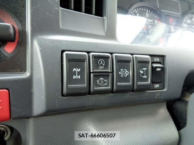 Isuzu ELF TRUCK 2018-07 7784607-6