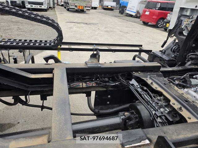 Isuzu ELF TRUCK 2025-07 7784648-20