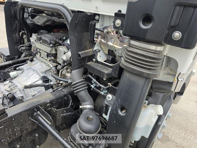 Isuzu ELF TRUCK 2025-07 7784648-23
