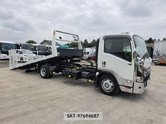 Isuzu ELF TRUCK 2025-07 7784648-4