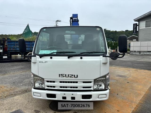 Isuzu ELF TRUCK 2013-07 7784582-1