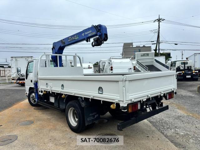 Isuzu ELF TRUCK 2013-07 7784582-6