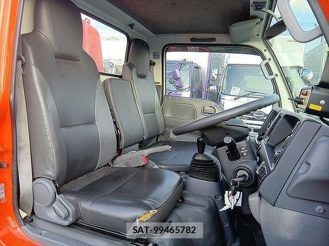 Isuzu ELF TRUCK 2015-02 7784609-11