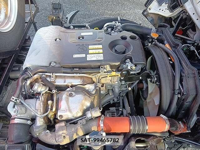 Isuzu ELF TRUCK 2015-02 7784609-15