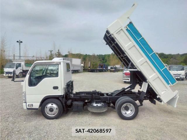 Isuzu ELF TRUCK 2017-12 7784627-19