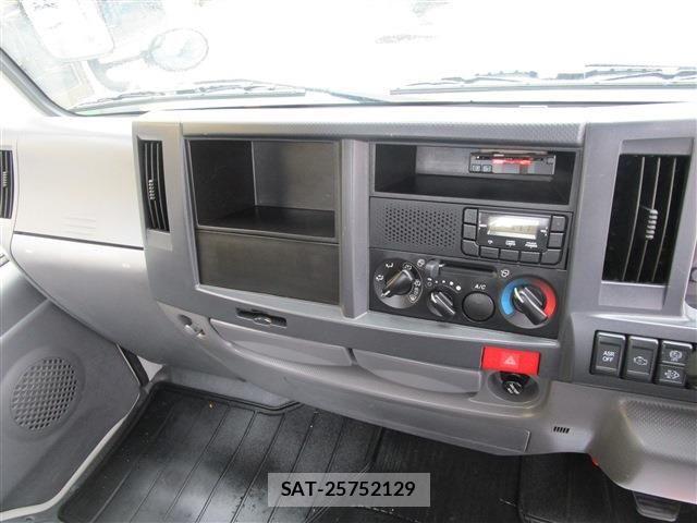 Isuzu ELF TRUCK 2019-08 7876291-10