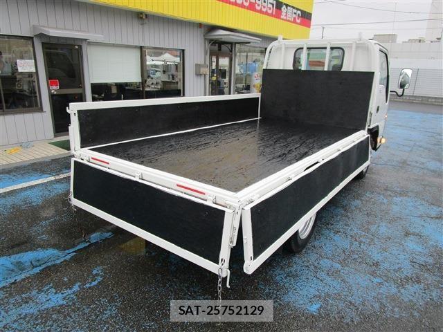 Isuzu ELF TRUCK 2019-08 7876291-6