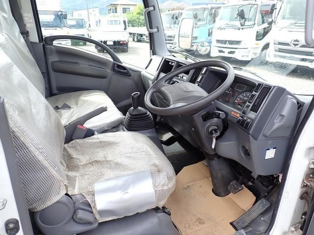 Isuzu ELF TRUCK 2015-06 7864668-12