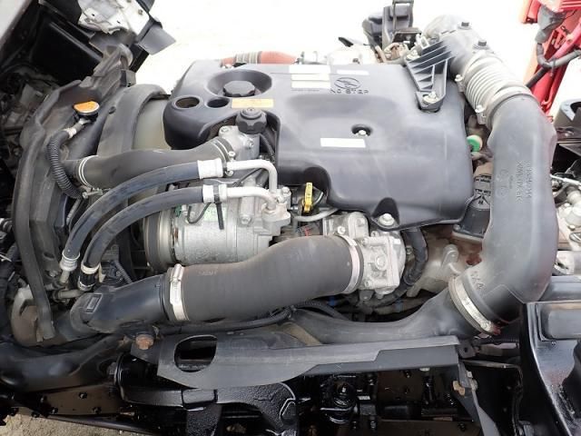 Isuzu ELF TRUCK 2015-06 7864668-22