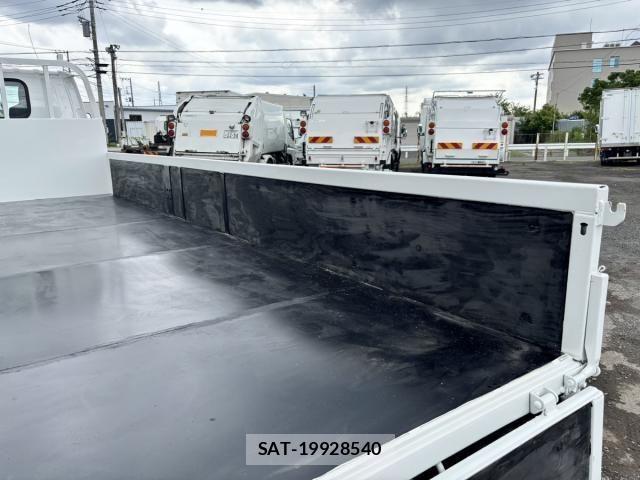 Isuzu ELF TRUCK 2020-09 7876289-11