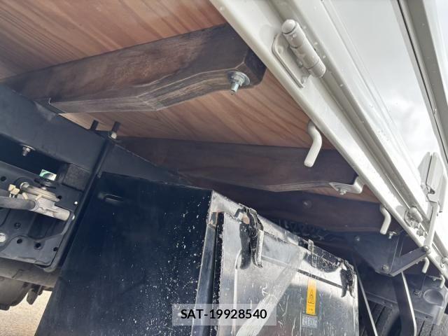 Isuzu ELF TRUCK 2020-09 7876289-29