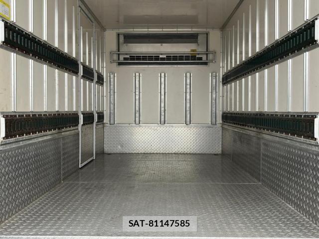 Isuzu ELF TRUCK 2019-06 7876288-7