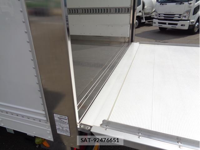 Isuzu ELF TRUCK 2022-08 7876284-8