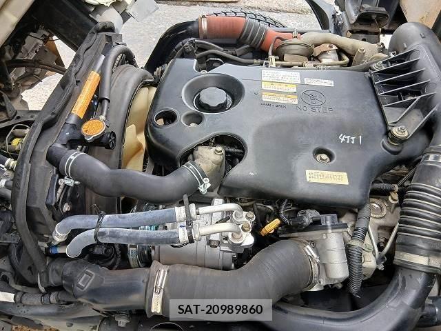 Isuzu ELF TRUCK 2010-08 7876295-17