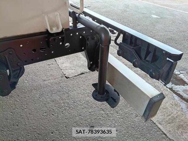 Isuzu ELF TRUCK 2017-02 7876286-13