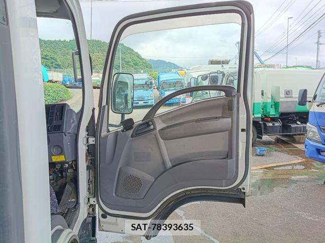 Isuzu ELF TRUCK 2017-02 7876286-29