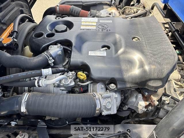 Isuzu ELF TRUCK 2012-11 7876287-21