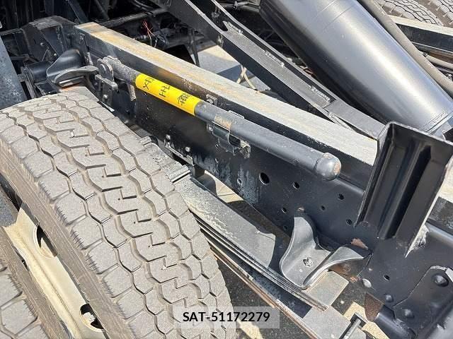Isuzu ELF TRUCK 2012-11 7876287-24