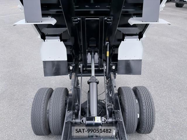 Isuzu ELF TRUCK 2024-11 7876285-28