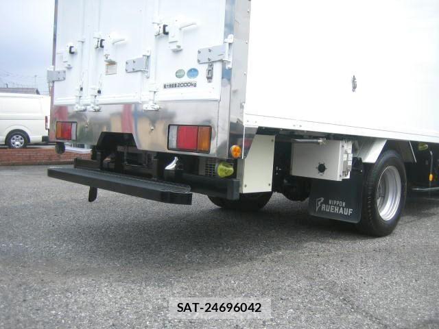 Isuzu ELF TRUCK 2018-05 7876290-17