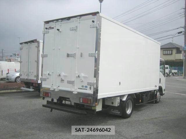 Isuzu ELF TRUCK 2018-05 7876290-2