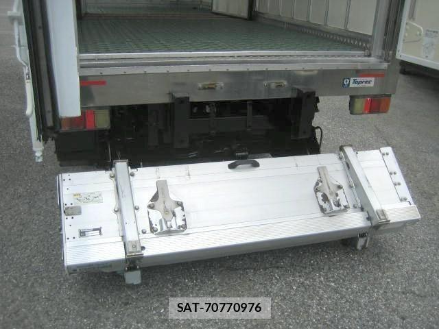 Isuzu ELF TRUCK 2018-06 7876293-12