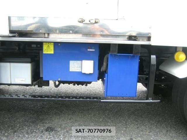 Isuzu ELF TRUCK 2018-06 7876293-20
