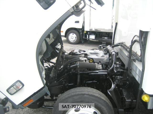 Isuzu ELF TRUCK 2018-06 7876293-27