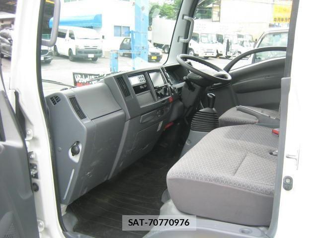 Isuzu ELF TRUCK 2018-06 7876293-29
