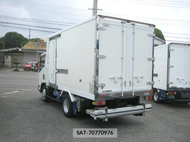 Isuzu ELF TRUCK 2018-06 7876293-3