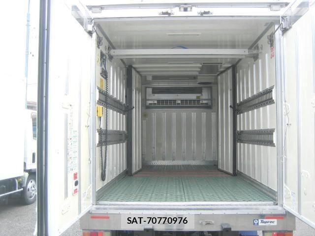 Isuzu ELF TRUCK 2018-06 7876293-4