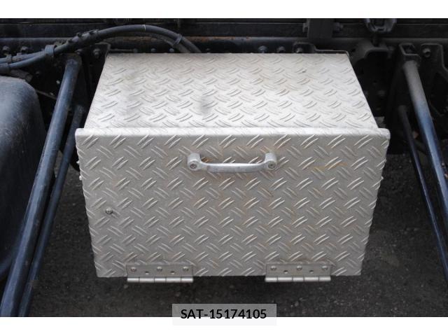 Isuzu ELF TRUCK 2011-11 7902564-24
